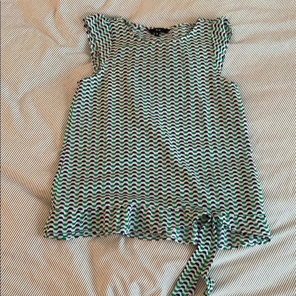 Cute green and blue top